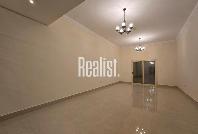 933559 - Property Main Image