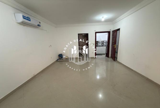 1000182 - Property Image 3