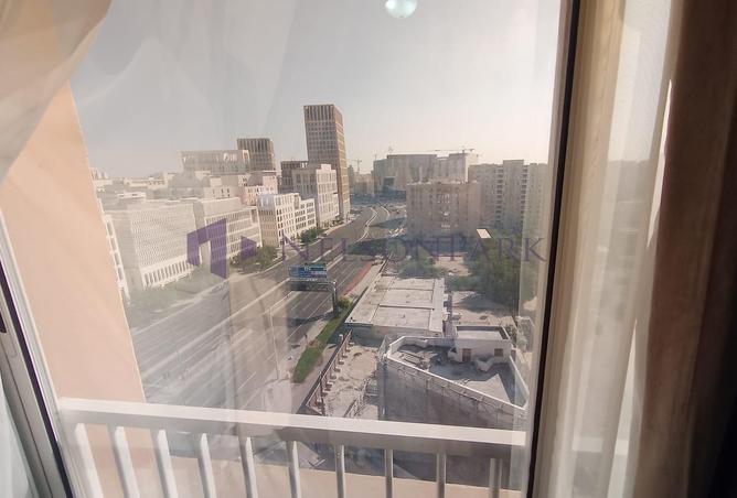 812590 - Property Image 2