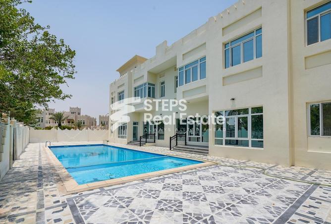 فيلا - 5 غرف نوم - 7 حمامات للايجار في فلل واست باي لاغون - وست باي لاجون - بحيرة وست لاجون - الدوحة