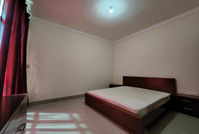 931204 - Property Image 2