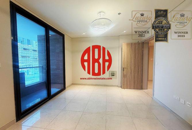 966689 - Property Main Image