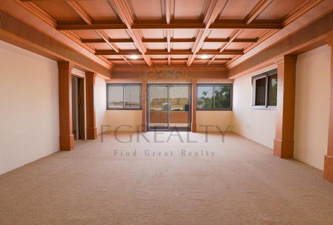 994625 - Property Image 3