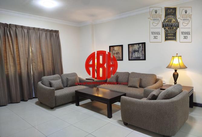 Apartment - 2 Bedrooms - 2 Bathrooms for rent in Al Darwish Building - Al Sadd - Al Sadd - Doha