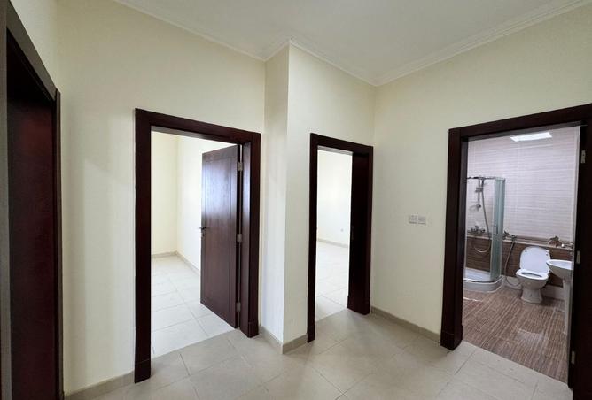 924963 - Property Image 2