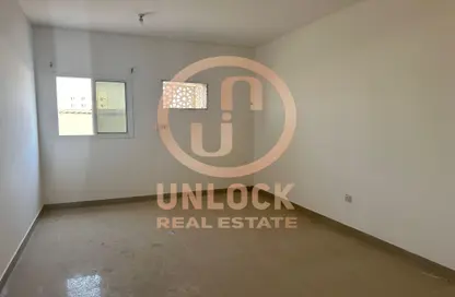 مجمع سكني - 8 غرف نوم - 4 حمامات للايجار في مدينة المواتر - روضة راشد - طريق سلوى - الدوحة