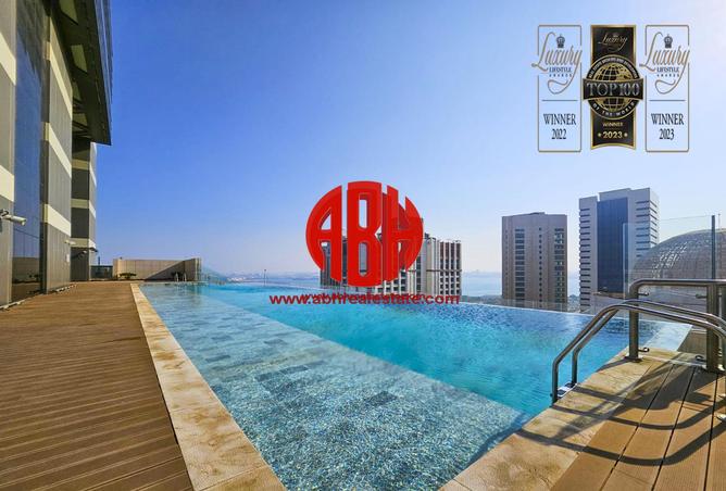 Apartment - 3 Bedrooms - 4 Bathrooms for rent in Commercial Bank Plaza - West Bay - West Bay - Doha