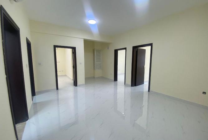 987926 - Property Image 3