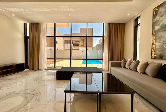 951686 - Property Image 3
