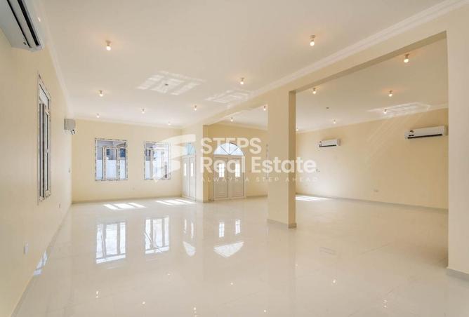 976999 - Property Image 2