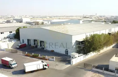 Warehouse - Studio - 2 Bathrooms for rent in Industrial Area 2 - Industrial Area - Industrial Area - Doha