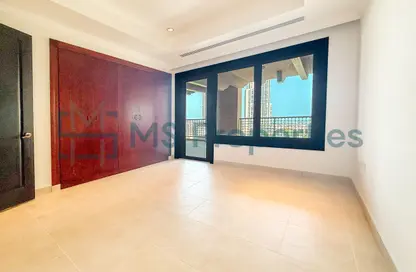 Apartment - 2 Bedrooms - 3 Bathrooms for rent in West Porto Drive - Porto Arabia - The Pearl Island - Doha Apartment - 2 Bedrooms - 3 Bathrooms for rent in West Porto Drive - Porto Arabia - The Pearl Island - Doha