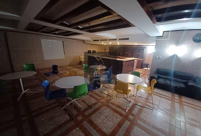 981447 - Property Image 2