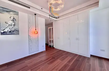 Apartment - 2 Bedrooms - 4 Bathrooms for rent in Crystal Residence - Gewan Island - The Pearl Island - Doha