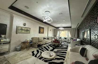 Apartment - 2 Bedrooms - 3 Bathrooms for rent in West Porto Drive - Porto Arabia - The Pearl Island - Doha