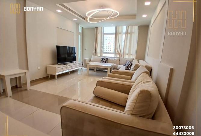 953367 - Property Image 2