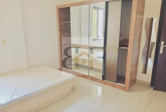 933465 - Property Image 2