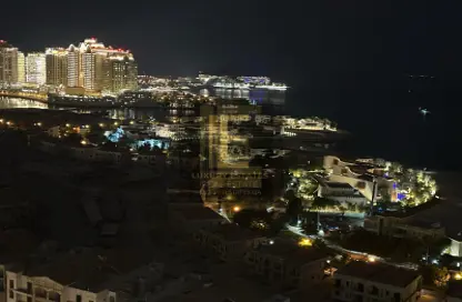 Apartment - 1 Bedroom - 2 Bathrooms for rent in West Porto Drive - Porto Arabia - The Pearl Island - Doha