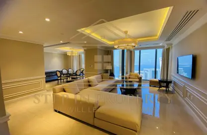 Apartment - 3 Bedrooms - 4 Bathrooms for rent in West Bay Tower - West Bay - West Bay - Doha