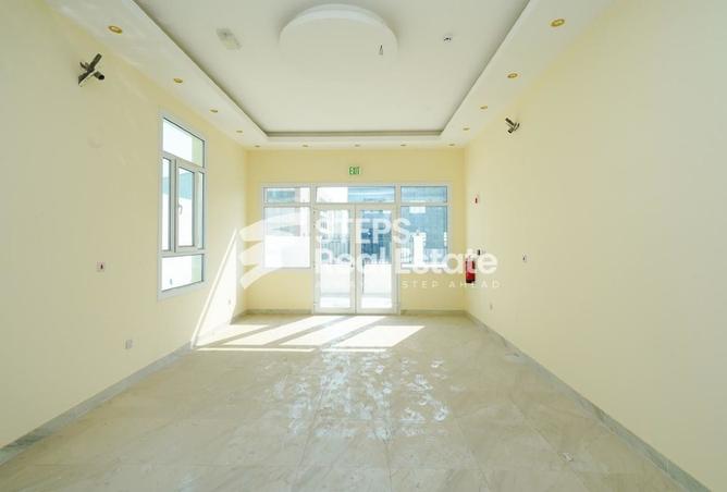 949099 - Property Image 3
