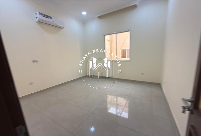 994523 - Property Image 2