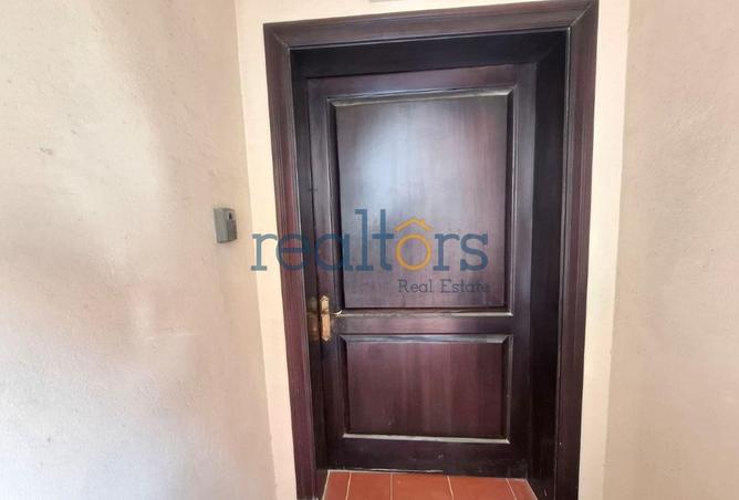 949412 - Property Image 2