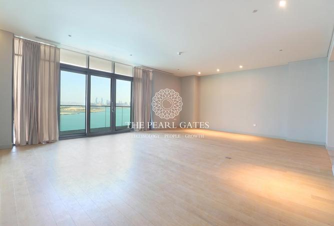 933888 - Property Image 2
