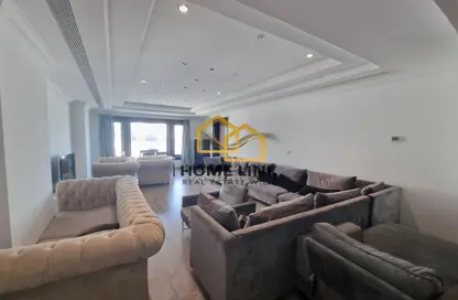 Apartment - 2 Bedrooms - 3 Bathrooms for rent in East Porto Drive - Porto Arabia - The Pearl Island - Doha