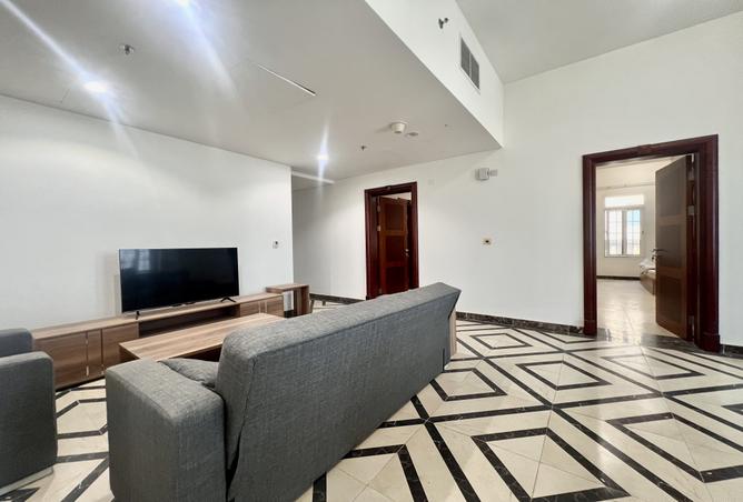 937823 - Property Image 2
