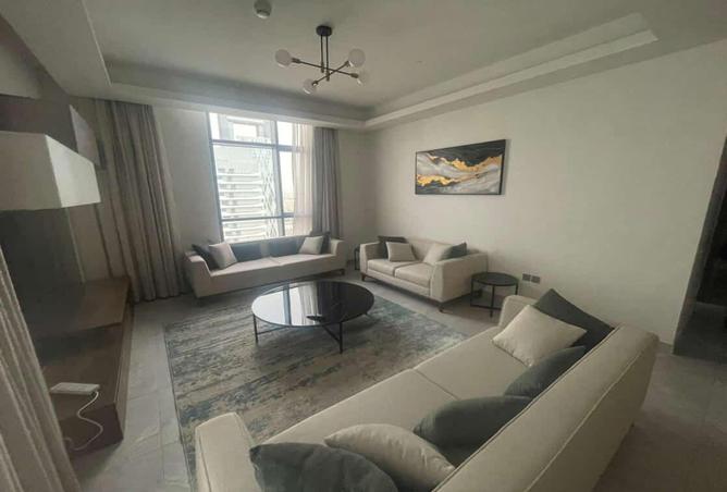 992451 - Property Image 3