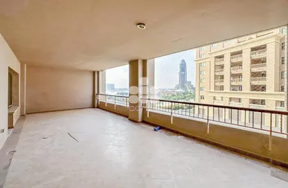 Apartment - 1 Bedroom - 2 Bathrooms for rent in West Porto Drive - Porto Arabia - The Pearl Island - Doha