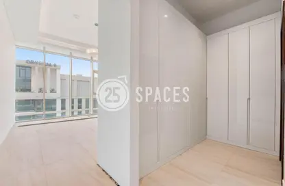 Duplex - 4 Bedrooms - 5 Bathrooms for sale in Gewan Island - The Pearl Island - Doha