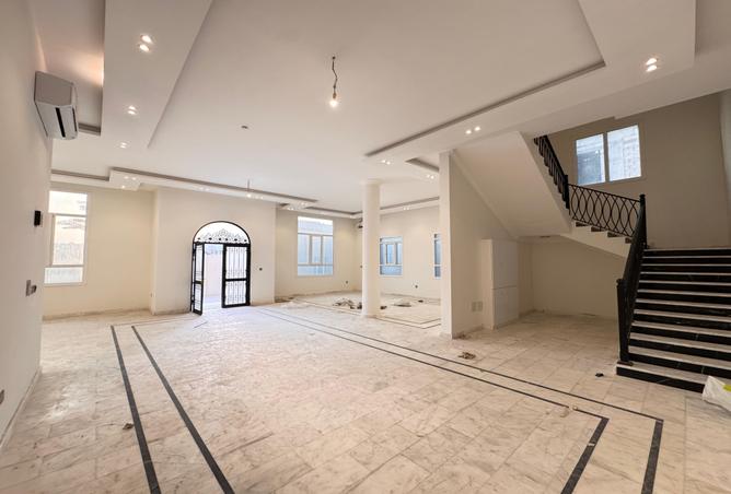 938558 - Property Image 2
