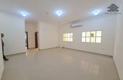 شقة - 2 غرف نوم - 2 حمامات للايجار في فريج بن محمود- جنوب - فريج بن محمود - الدوحة