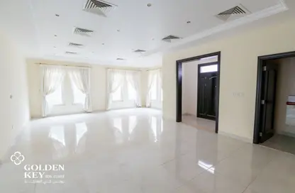 فيلا - 3 غرف نوم - 5 حمامات للايجار في فلل واست باي لاغون - وست باي لاجون - بحيرة وست لاجون - الدوحة