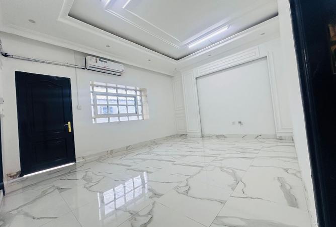 996198 - Property Main Image