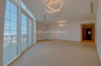 Penthouse - 3 Bedrooms - 5 Bathrooms for rent in Floresta Gardens - Floresta Gardens - The Pearl Island - Doha