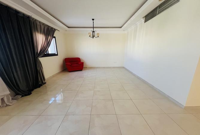 973947 - Property Image 3