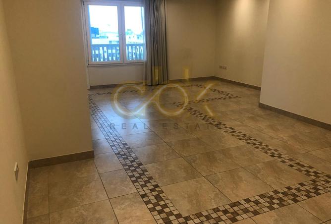 890123 - Property Image 2