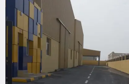 سكن عمال - استوديو - 7 حمامات للايجار في المنطقة الصناعية - الدوحة
