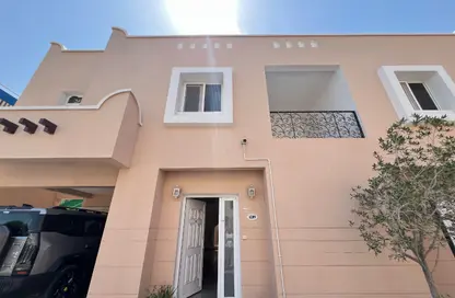 Villa - 4 Bedrooms - 4 Bathrooms for rent in Old Airport Road - Old Airport Road - Doha