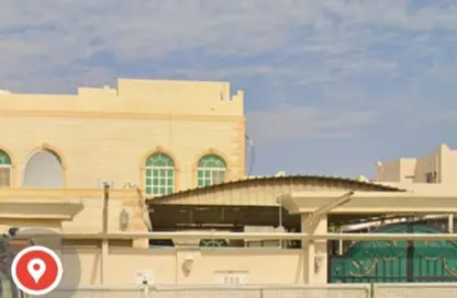 فيلا - 6 غرف نوم - 2 حمامات للبيع في الخريطيات - أم صلال محمد