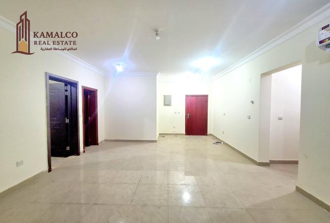 966458 - Property Image 2