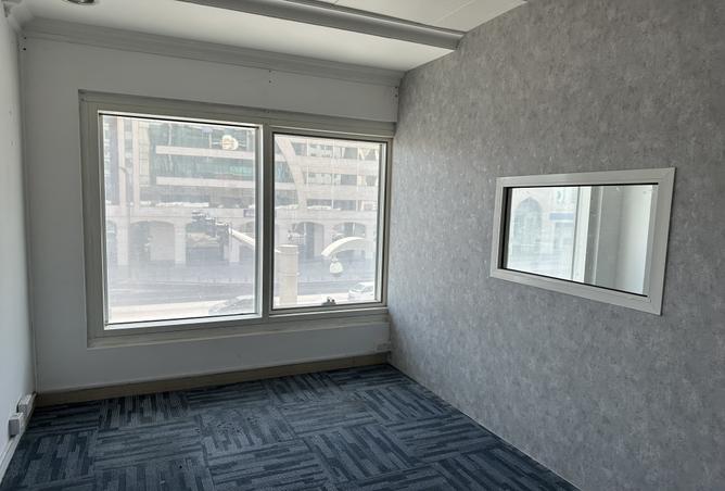 954012 - Property Image 2