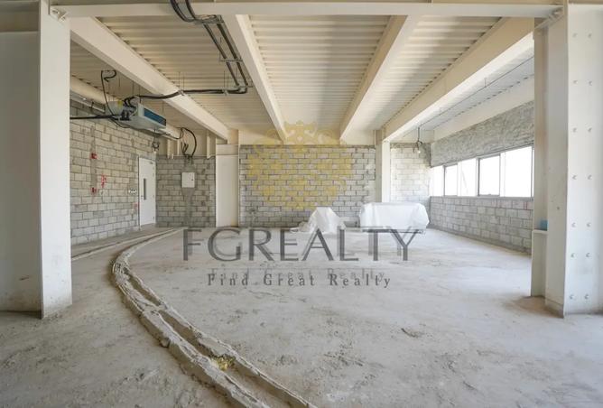 921393 - Property Image 3
