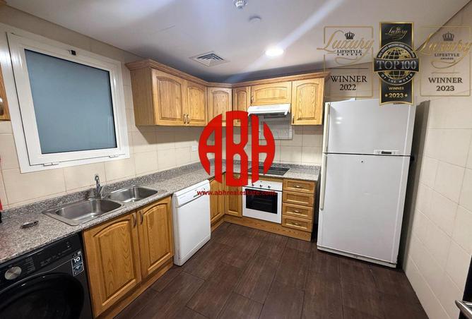 939867 - Property Image 2