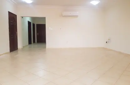 Apartment - 3 Bedrooms - 2 Bathrooms for rent in Old Airport Road - Old Airport Road - Doha