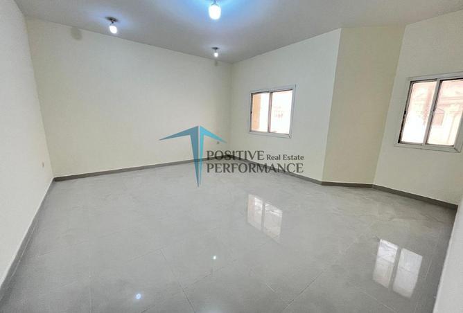 1005870 - Property Main Image