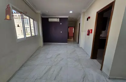 شقة - 2 غرف نوم - 3 حمامات للايجار في منتزه 7 - المنتزه - الدوحة