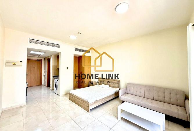 988004 - Property Image 3